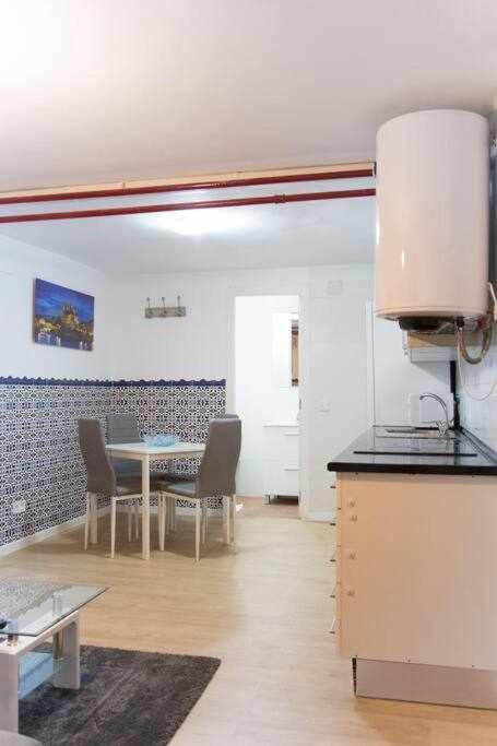 Apartamento Sotano En Gran Via Madryt Zewnętrze zdjęcie